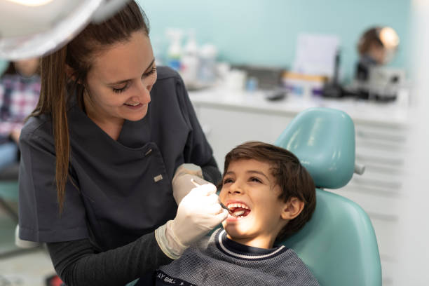 Best Emergency Dental Services for Seniors in Indnola, IA